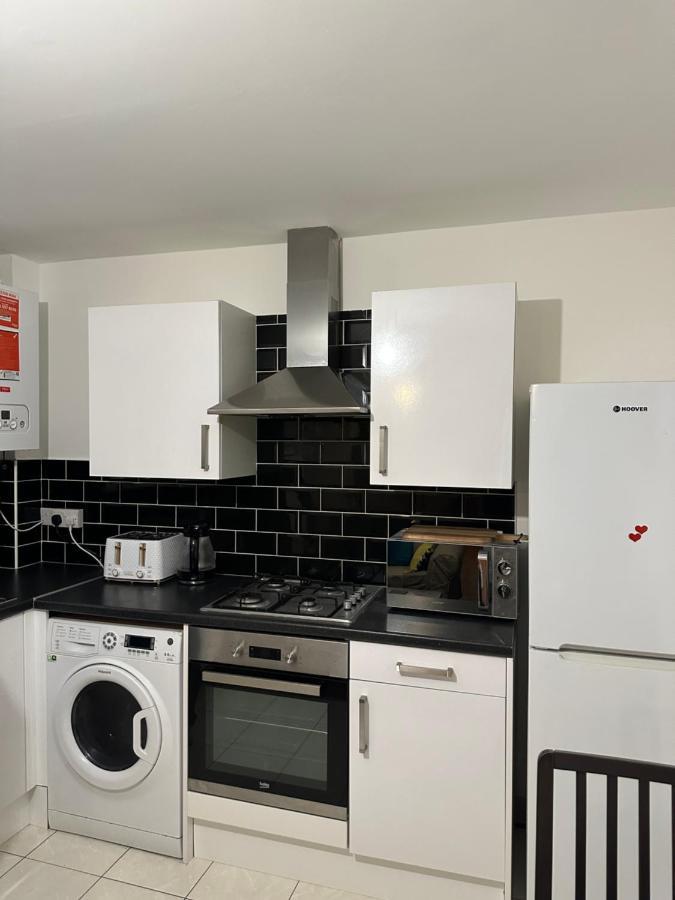 Beautiful Hoe Street Dream Ground Floor One Bedroom Apartment ลอนดอน ภายนอก รูปภาพ