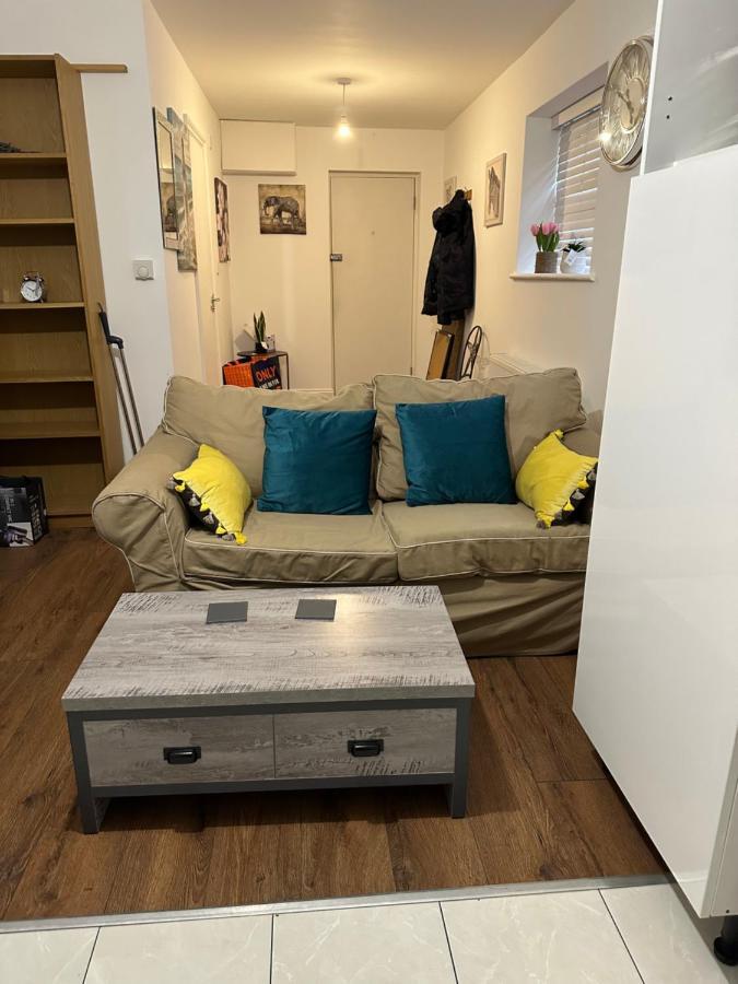Beautiful Hoe Street Dream Ground Floor One Bedroom Apartment ลอนดอน ภายนอก รูปภาพ